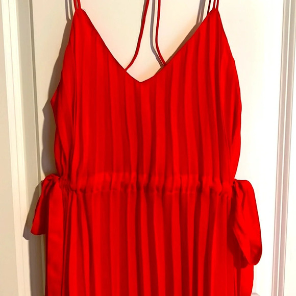 ASOS Pleated Dress Red Mini Valentines Sexy Date Summer Wedding Guest Easter - Picture 3 of 8